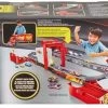 Dickie Toys Disney Cars Camion Mack,Playset Gigante 2 In 1 Con Pista Da Corsa Motorizzata